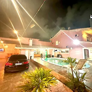 Casa / Pousada Penelope Balneário Camboriú